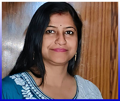 শ্রীমতী শুভ্রা ব্যানার্জী
